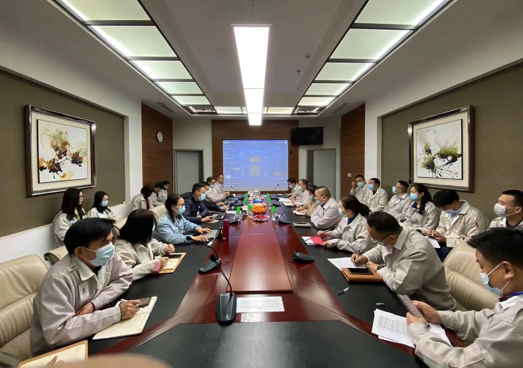 竞华电子世纪方略咨询辅导下顺利通过SA8000认证并获得证书